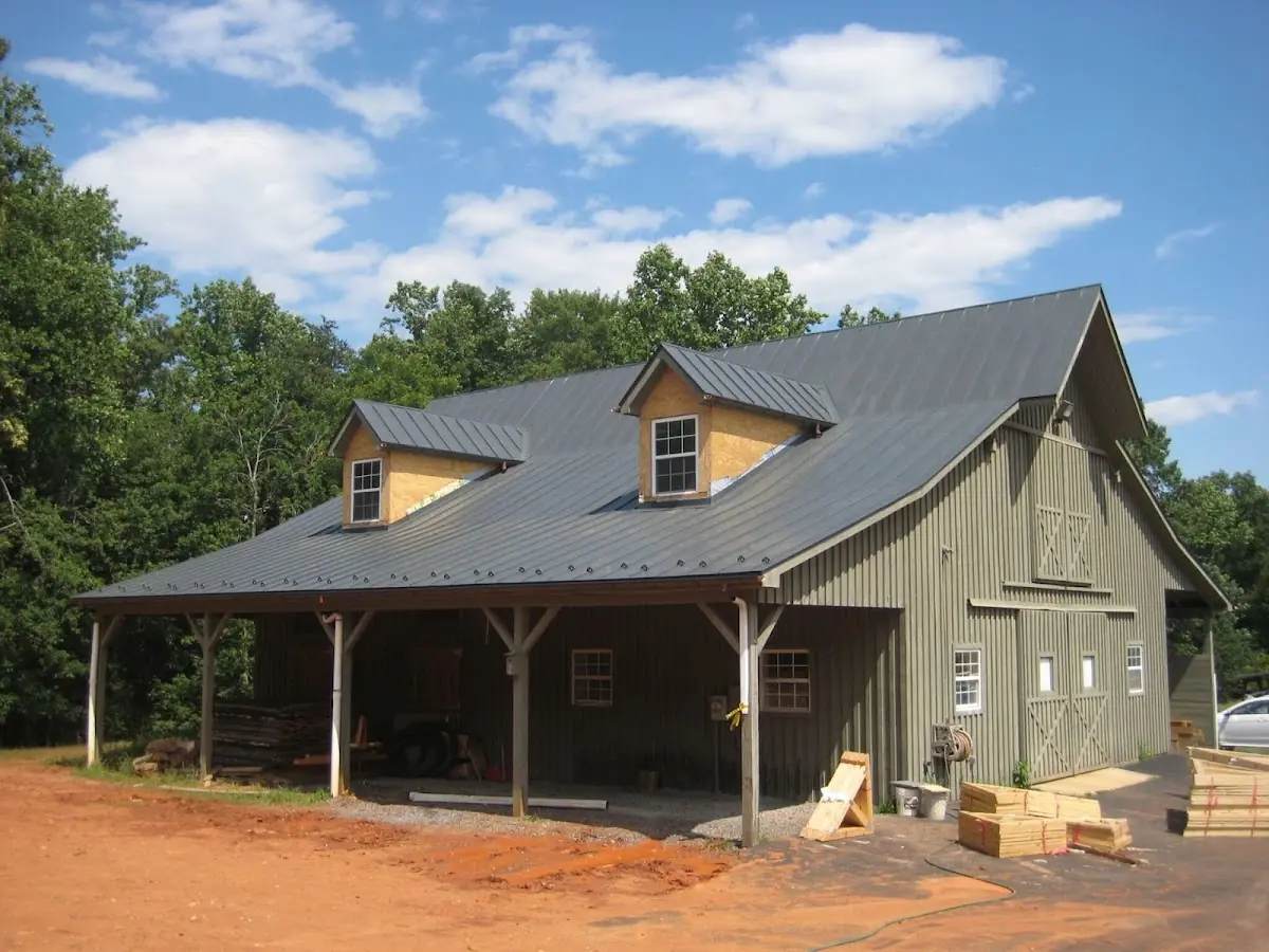 Expert Roof Coating workmanship in Thoroughbred Farms